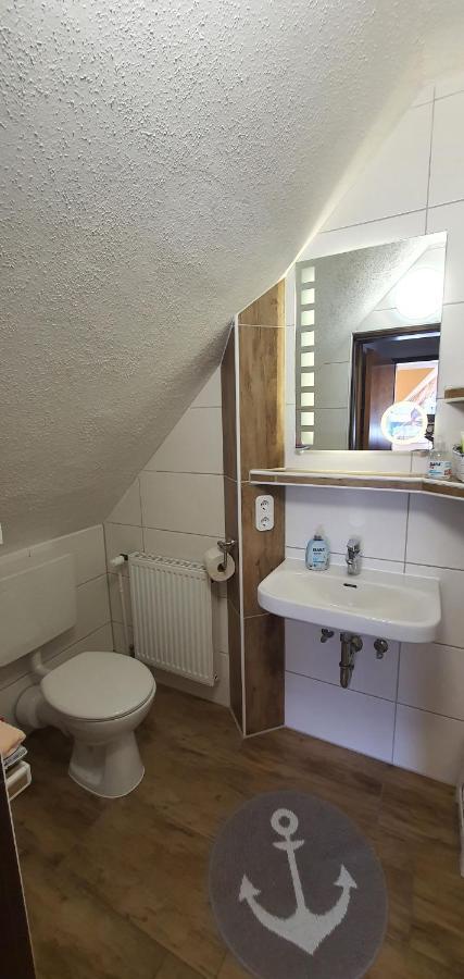 Friesenmeer Ferienwohnung Drei Бензерзиль Экстерьер фото